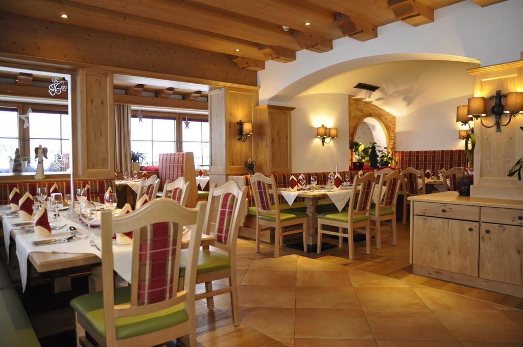 Hotel Kitzspitz Sankt Jakob in Haus Esterno foto