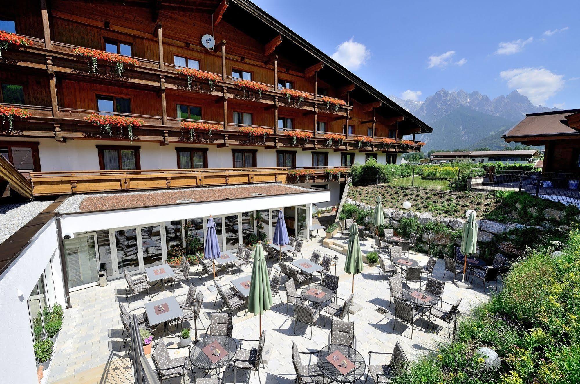Hotel Kitzspitz Sankt Jakob in Haus Esterno foto